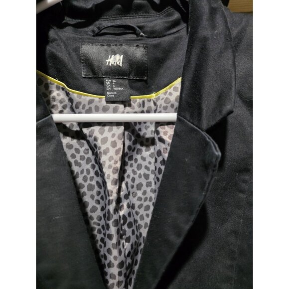H&M Women's Fitted Blazer One Button Lining Black Size 6 Stretch Elegant Casual - Picture 2 of 6